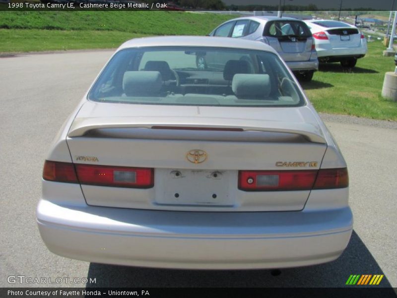 Cashmere Beige Metallic / Oak 1998 Toyota Camry LE