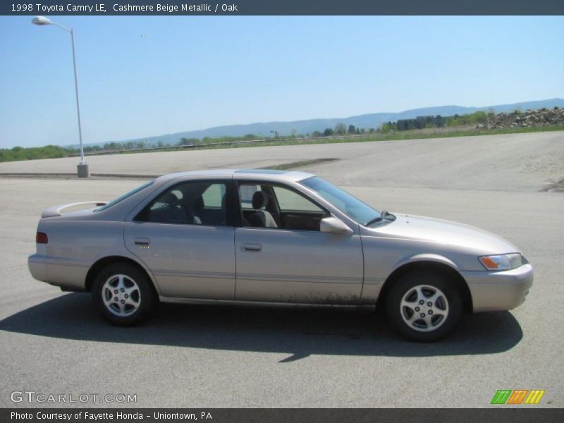 Cashmere Beige Metallic / Oak 1998 Toyota Camry LE