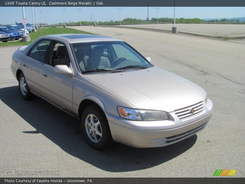 Cashmere Beige Metallic / Oak 1998 Toyota Camry LE