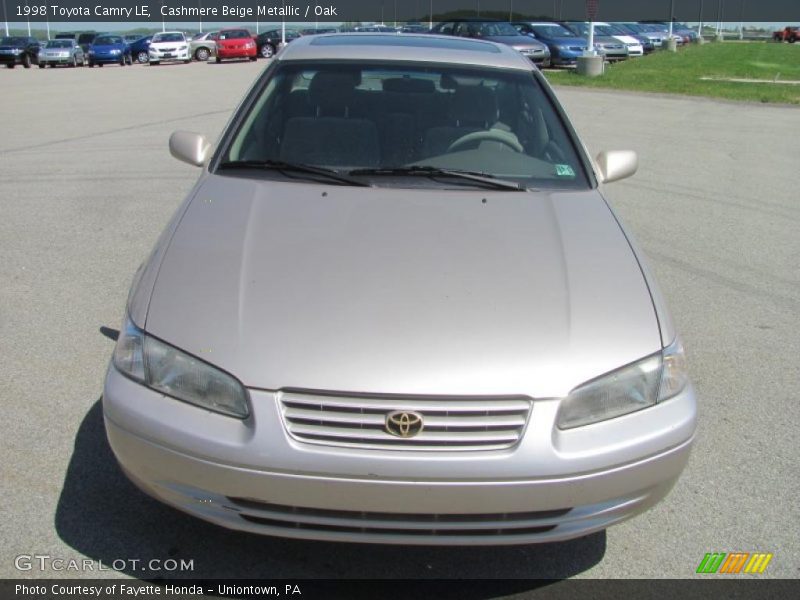 Cashmere Beige Metallic / Oak 1998 Toyota Camry LE