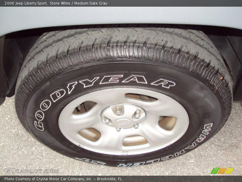Stone White / Medium Slate Gray 2006 Jeep Liberty Sport