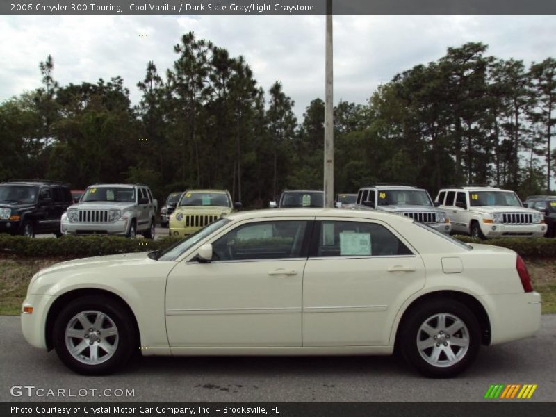 Cool Vanilla / Dark Slate Gray/Light Graystone 2006 Chrysler 300 Touring