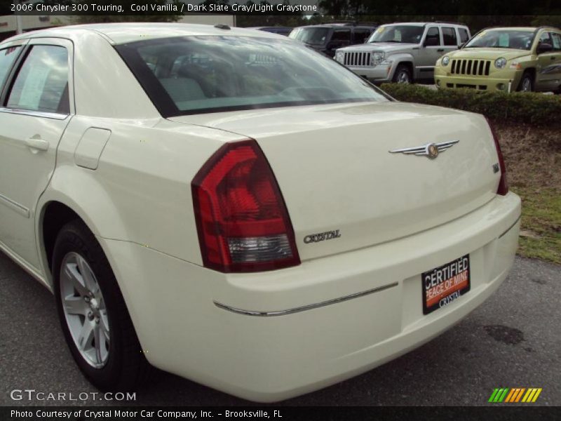Cool Vanilla / Dark Slate Gray/Light Graystone 2006 Chrysler 300 Touring