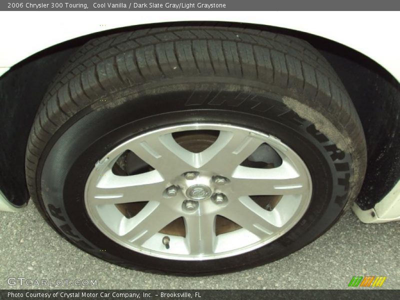 Cool Vanilla / Dark Slate Gray/Light Graystone 2006 Chrysler 300 Touring