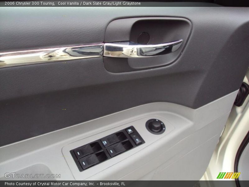 Cool Vanilla / Dark Slate Gray/Light Graystone 2006 Chrysler 300 Touring