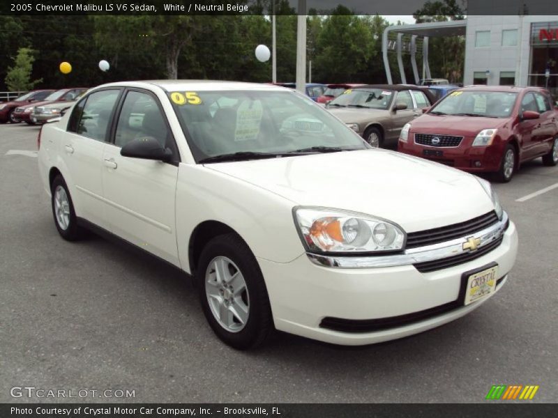 White / Neutral Beige 2005 Chevrolet Malibu LS V6 Sedan