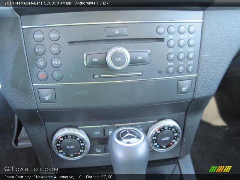 Arctic White / Black 2010 Mercedes-Benz GLK 350 4Matic
