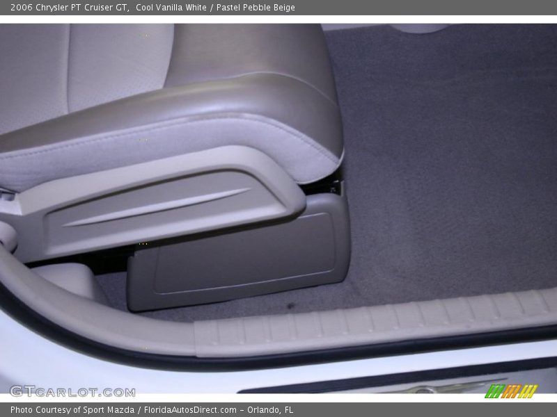 Cool Vanilla White / Pastel Pebble Beige 2006 Chrysler PT Cruiser GT