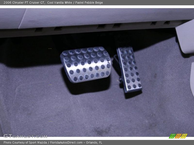 Cool Vanilla White / Pastel Pebble Beige 2006 Chrysler PT Cruiser GT