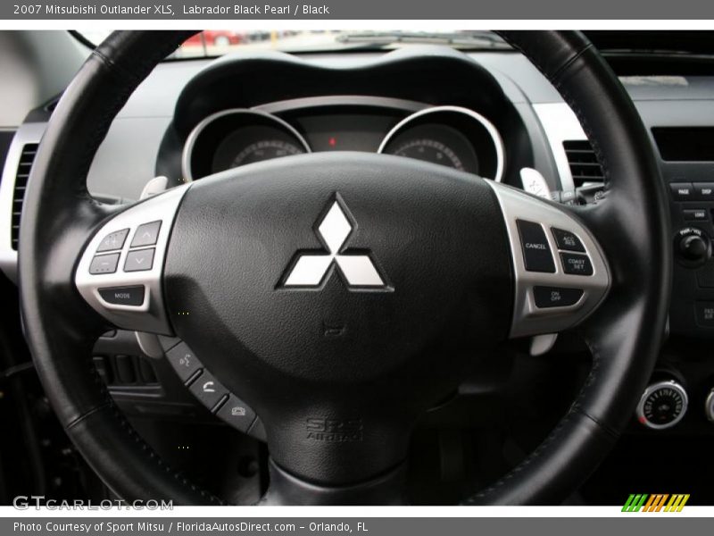 Labrador Black Pearl / Black 2007 Mitsubishi Outlander XLS