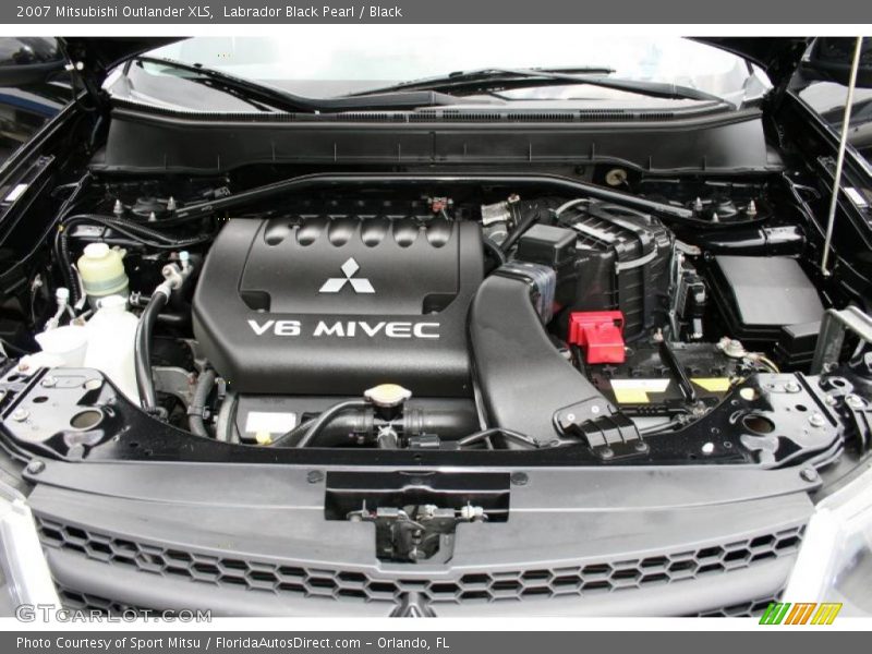 Labrador Black Pearl / Black 2007 Mitsubishi Outlander XLS