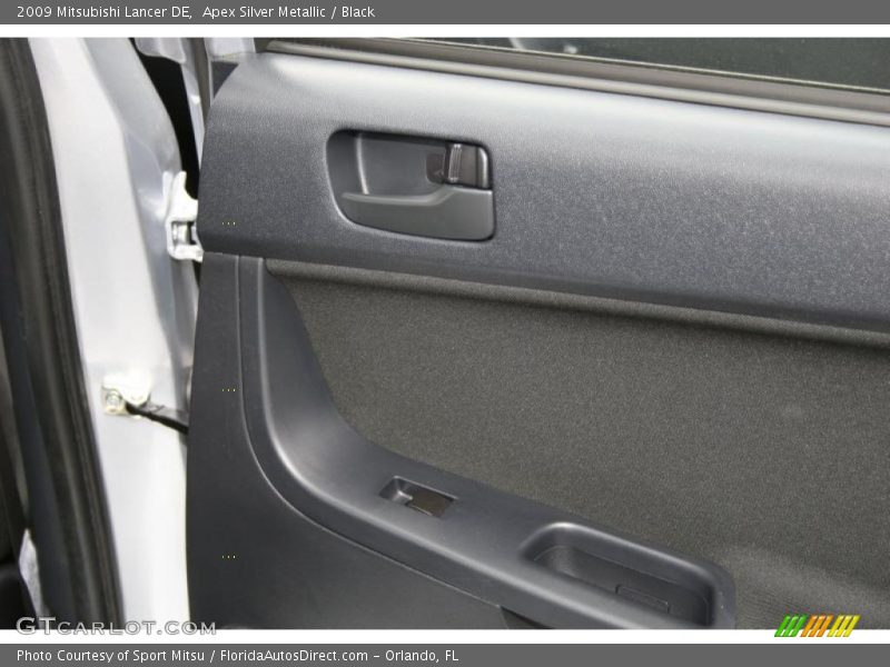 Apex Silver Metallic / Black 2009 Mitsubishi Lancer DE