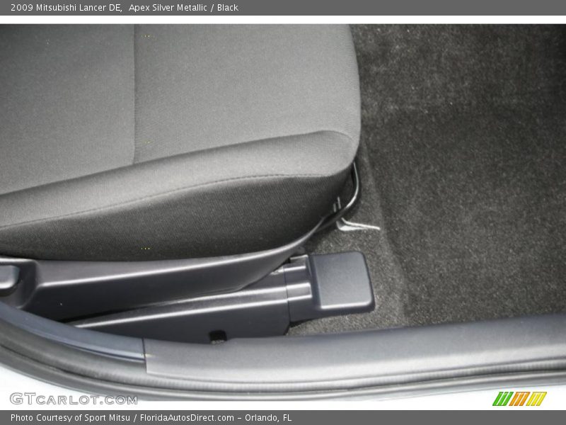 Apex Silver Metallic / Black 2009 Mitsubishi Lancer DE