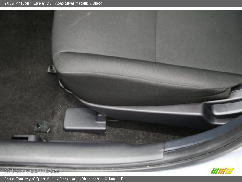 Apex Silver Metallic / Black 2009 Mitsubishi Lancer DE