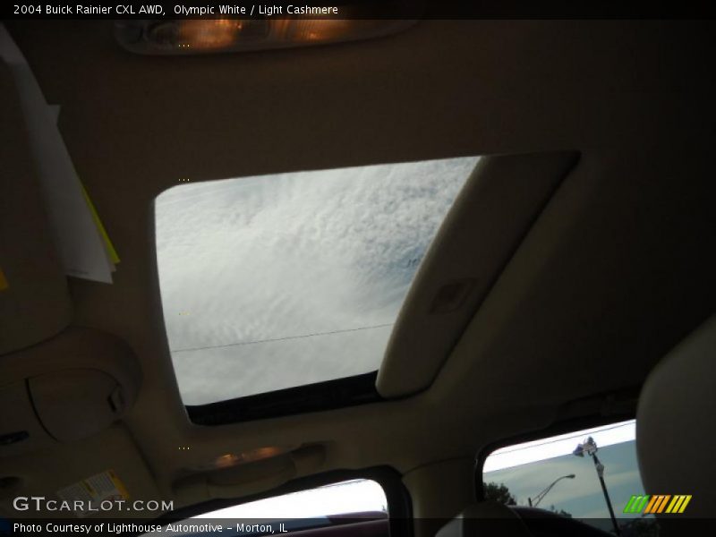 Olympic White / Light Cashmere 2004 Buick Rainier CXL AWD
