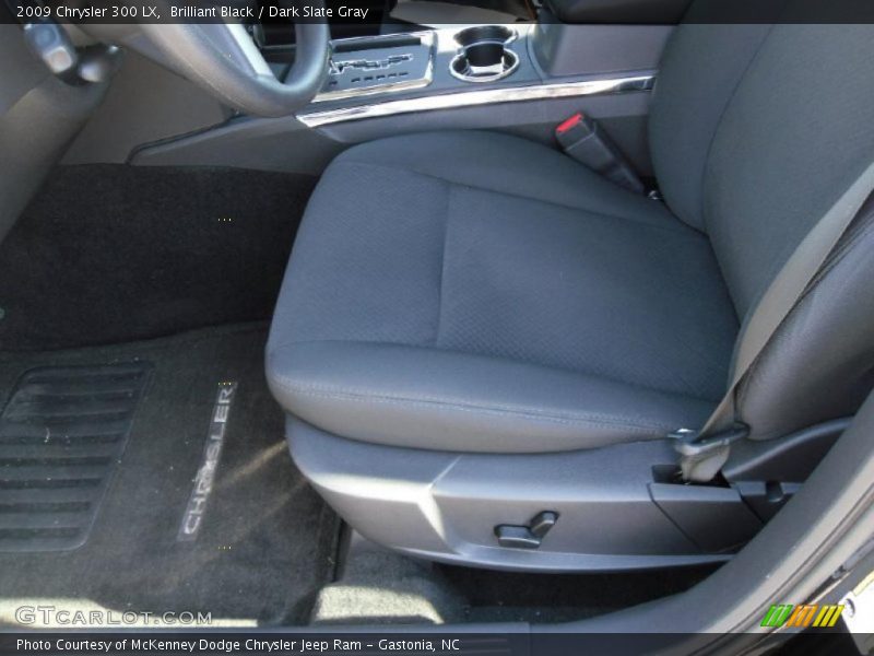 Brilliant Black / Dark Slate Gray 2009 Chrysler 300 LX