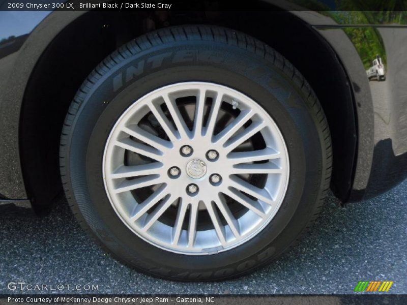 Brilliant Black / Dark Slate Gray 2009 Chrysler 300 LX