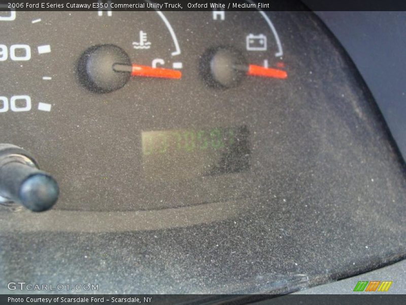 Oxford White / Medium Flint 2006 Ford E Series Cutaway E350 Commercial Utility Truck