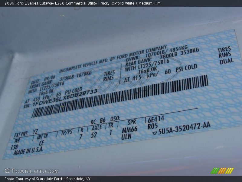 Oxford White / Medium Flint 2006 Ford E Series Cutaway E350 Commercial Utility Truck