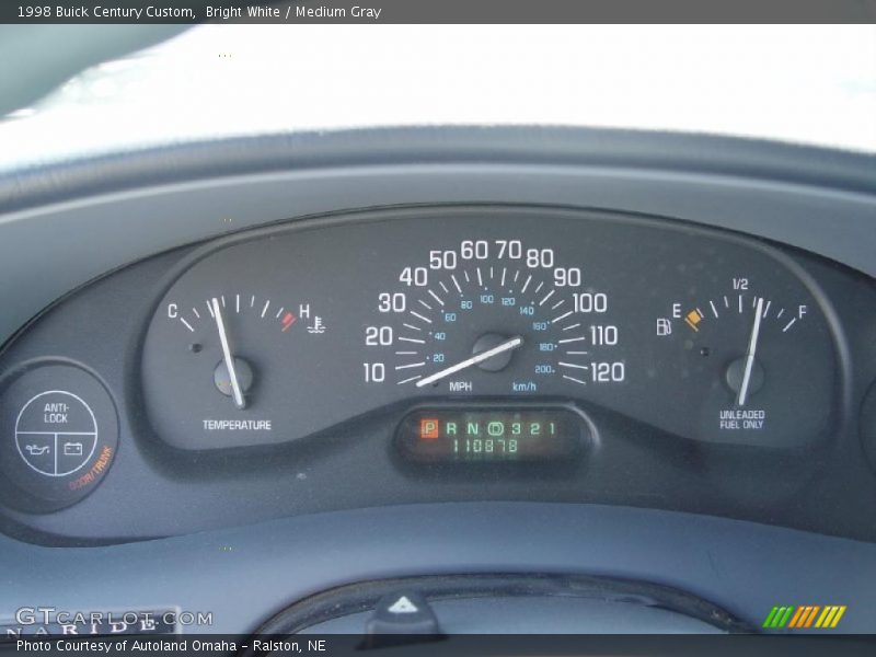 Bright White / Medium Gray 1998 Buick Century Custom