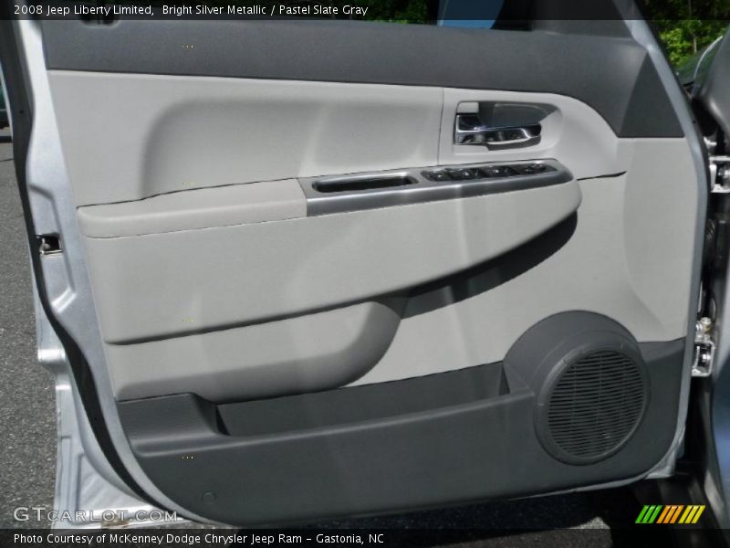 Bright Silver Metallic / Pastel Slate Gray 2008 Jeep Liberty Limited