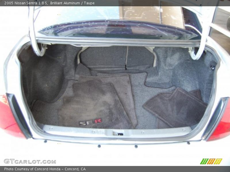 Brilliant Aluminum / Taupe 2005 Nissan Sentra 1.8 S