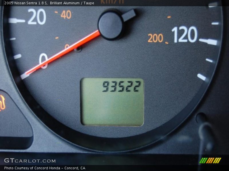 Brilliant Aluminum / Taupe 2005 Nissan Sentra 1.8 S