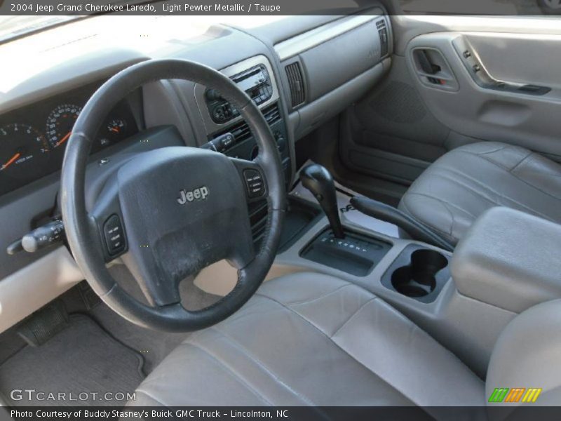 Light Pewter Metallic / Taupe 2004 Jeep Grand Cherokee Laredo