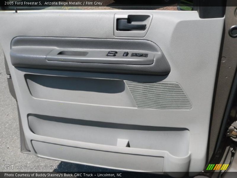 Arizona Beige Metallic / Flint Grey 2005 Ford Freestar S