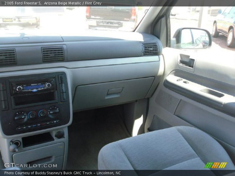 Arizona Beige Metallic / Flint Grey 2005 Ford Freestar S