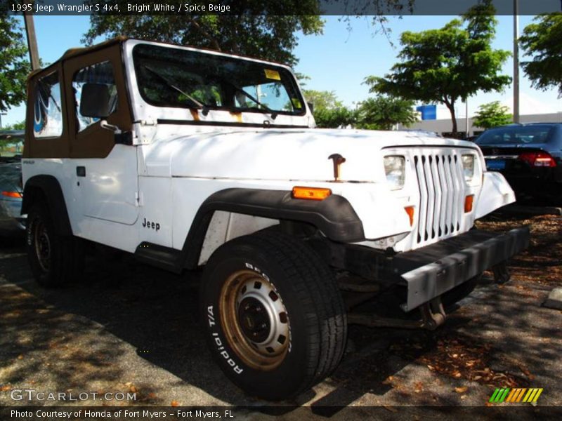 Bright White / Spice Beige 1995 Jeep Wrangler S 4x4