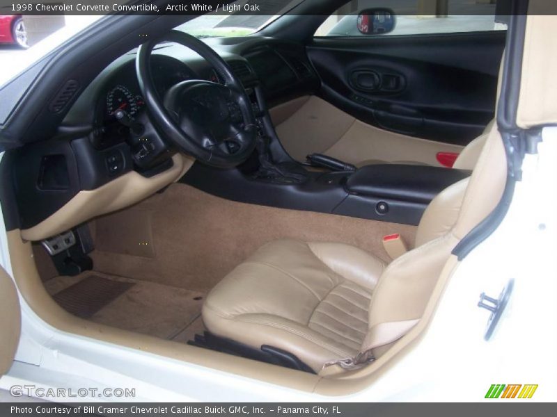 Arctic White / Light Oak 1998 Chevrolet Corvette Convertible
