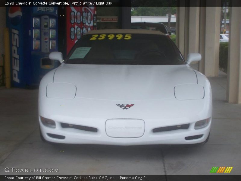 Arctic White / Light Oak 1998 Chevrolet Corvette Convertible
