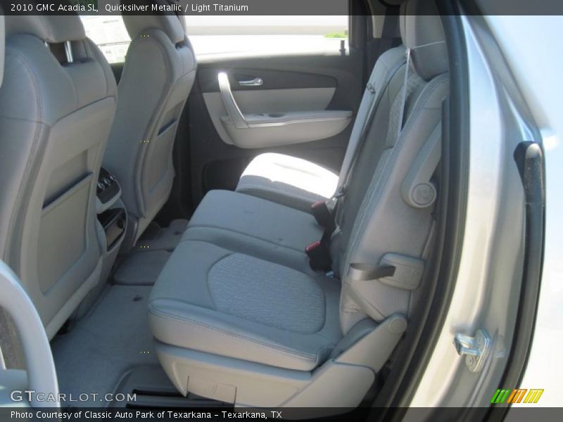 Quicksilver Metallic / Light Titanium 2010 GMC Acadia SL