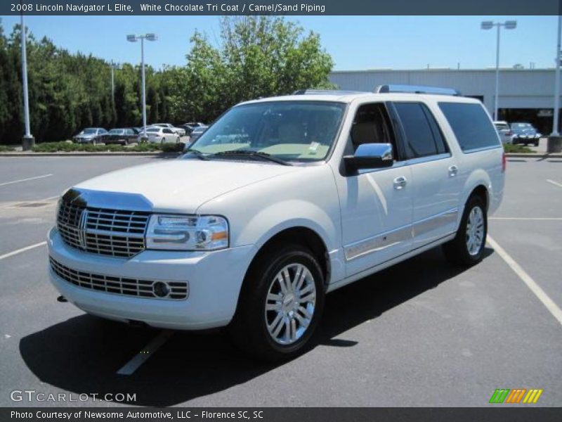 White Chocolate Tri Coat / Camel/Sand Piping 2008 Lincoln Navigator L Elite