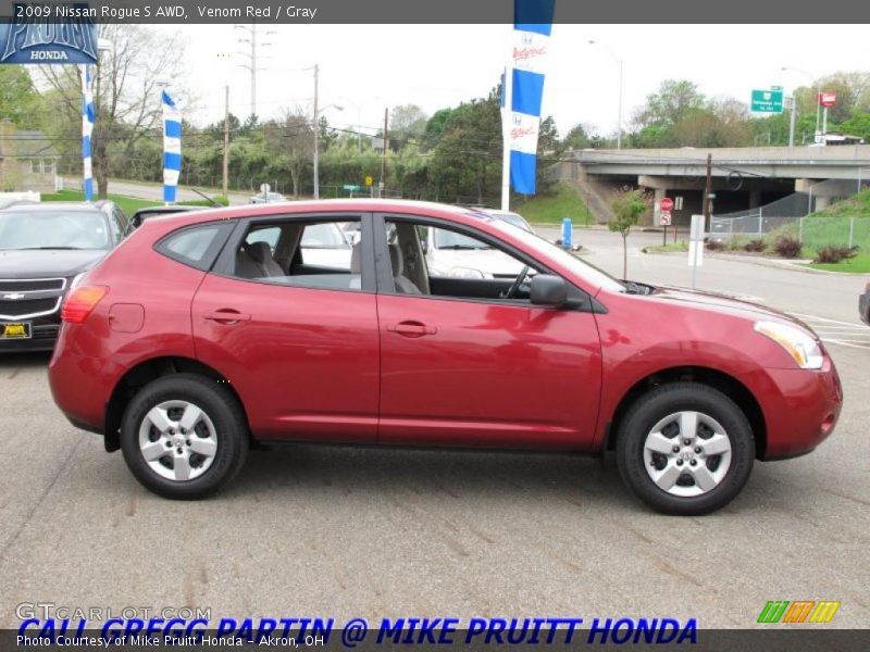 Venom Red / Gray 2009 Nissan Rogue S AWD
