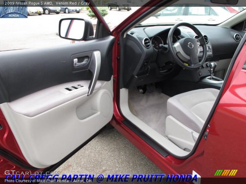 Venom Red / Gray 2009 Nissan Rogue S AWD