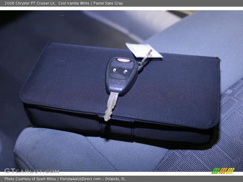 Cool Vanilla White / Pastel Slate Gray 2008 Chrysler PT Cruiser LX