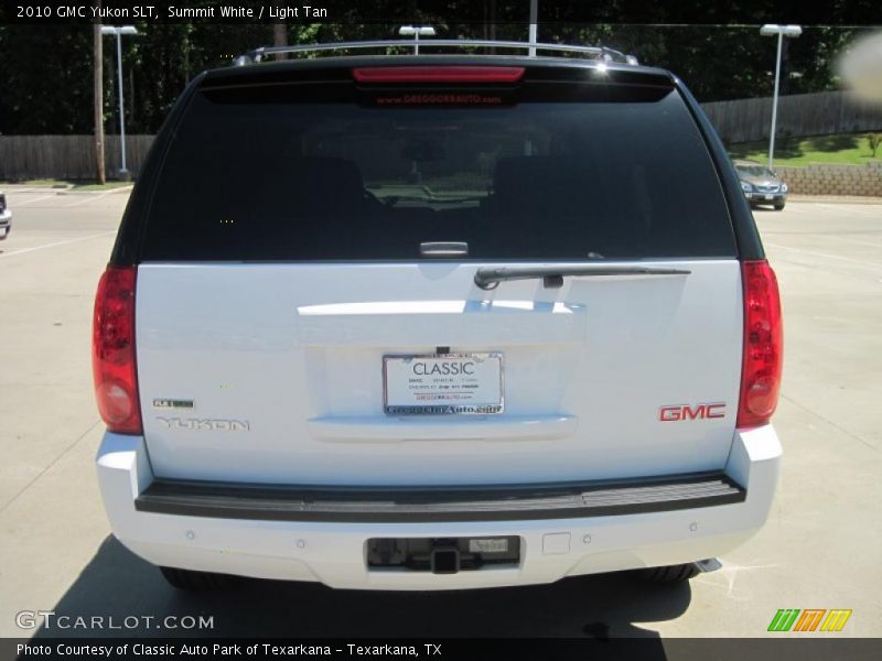 Summit White / Light Tan 2010 GMC Yukon SLT