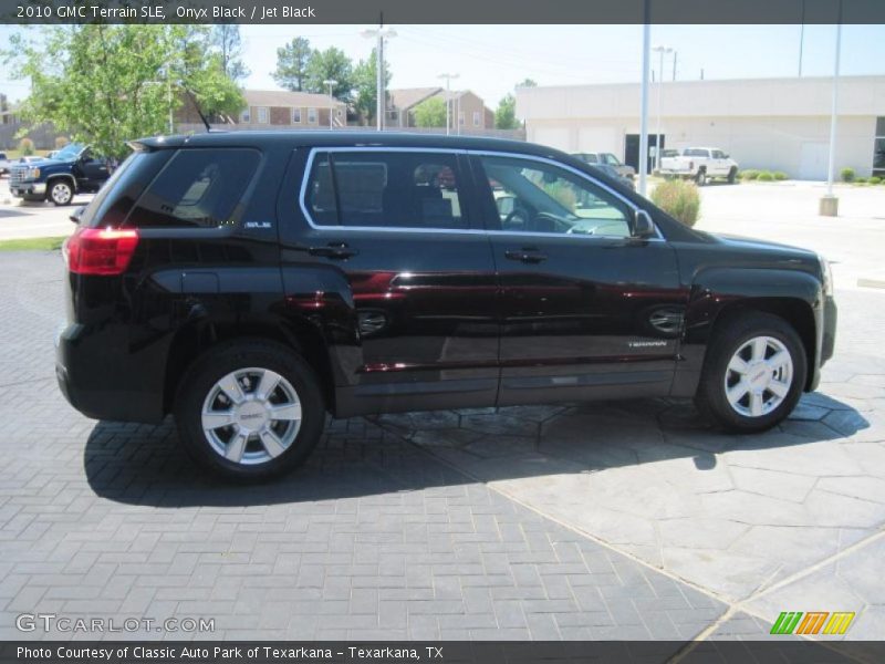 Onyx Black / Jet Black 2010 GMC Terrain SLE