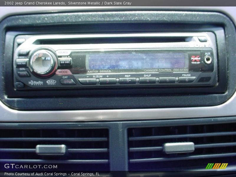 Silverstone Metallic / Dark Slate Gray 2002 Jeep Grand Cherokee Laredo