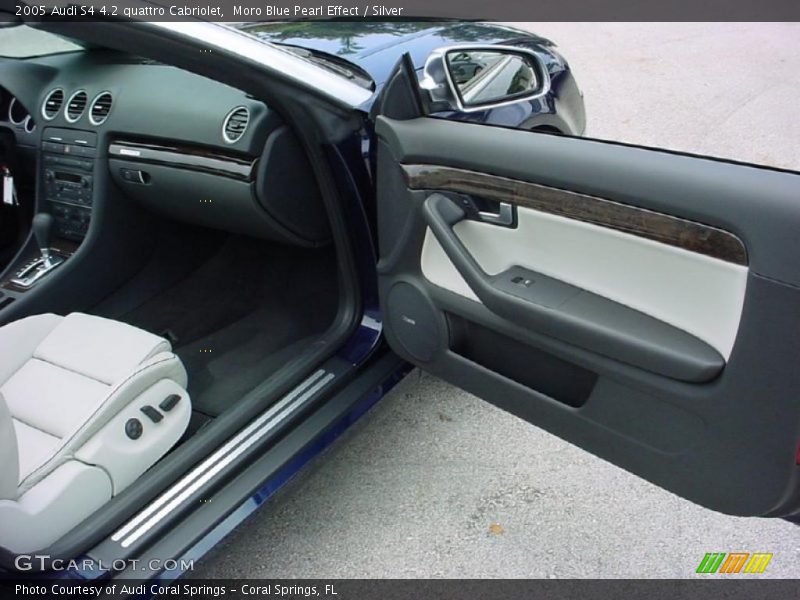 Moro Blue Pearl Effect / Silver 2005 Audi S4 4.2 quattro Cabriolet