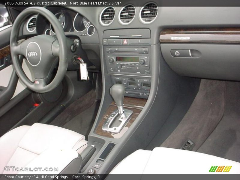 Moro Blue Pearl Effect / Silver 2005 Audi S4 4.2 quattro Cabriolet