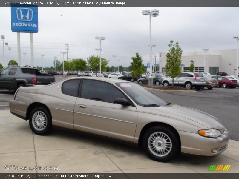 Light Sandrift Metallic / Neutral Beige 2001 Chevrolet Monte Carlo LS