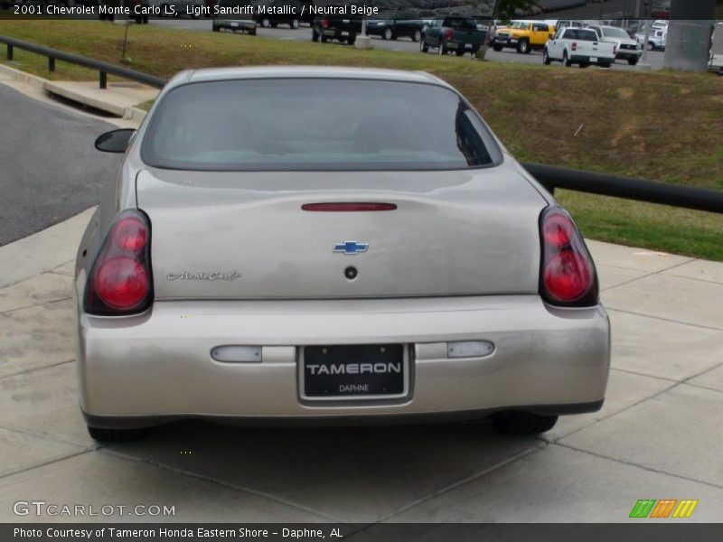 Light Sandrift Metallic / Neutral Beige 2001 Chevrolet Monte Carlo LS