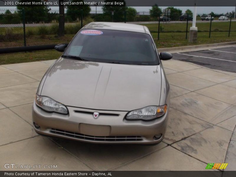 Light Sandrift Metallic / Neutral Beige 2001 Chevrolet Monte Carlo LS