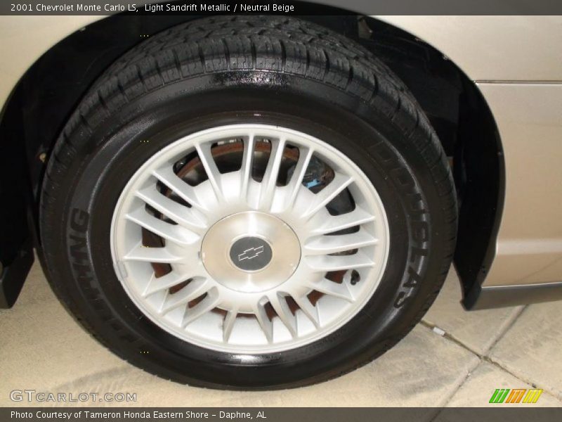 Light Sandrift Metallic / Neutral Beige 2001 Chevrolet Monte Carlo LS