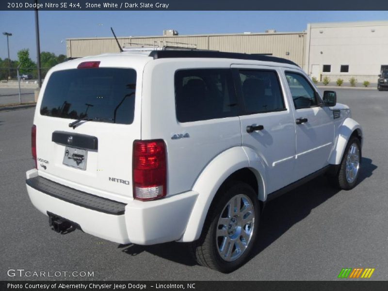Stone White / Dark Slate Gray 2010 Dodge Nitro SE 4x4