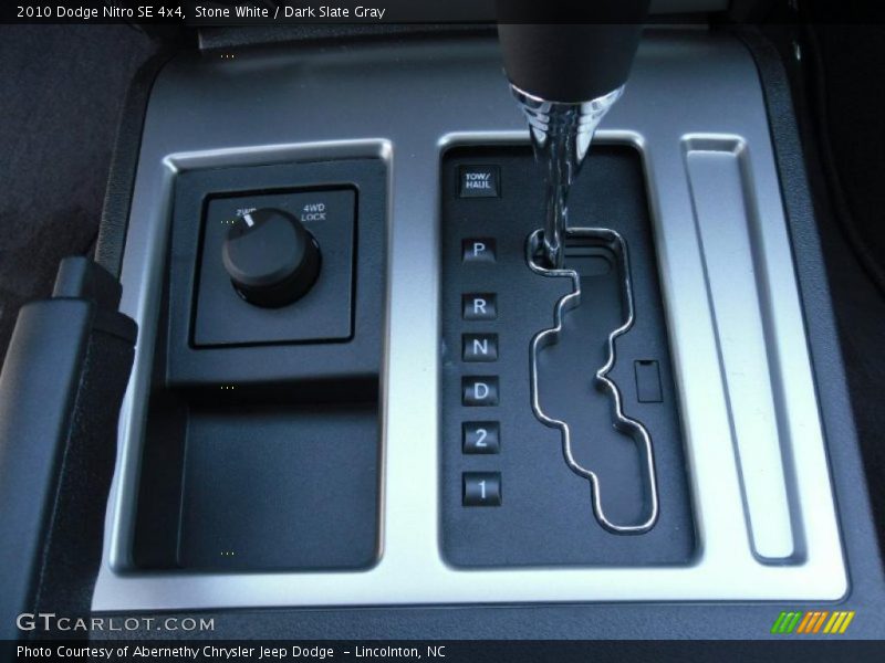 Stone White / Dark Slate Gray 2010 Dodge Nitro SE 4x4