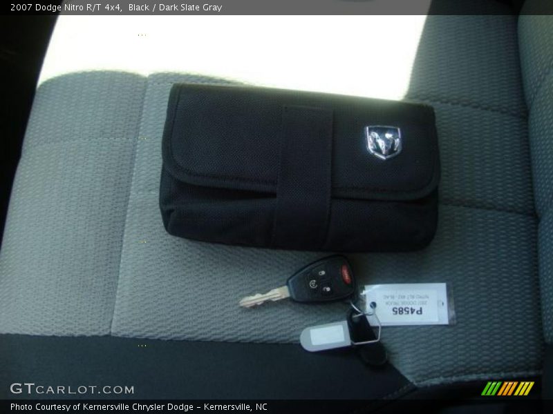 Black / Dark Slate Gray 2007 Dodge Nitro R/T 4x4